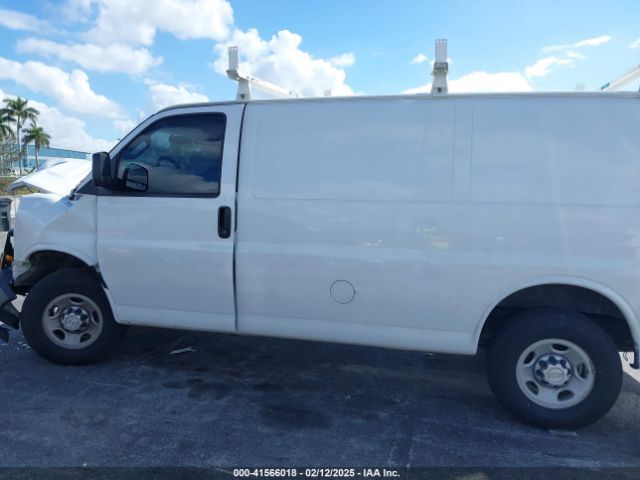 1GCWGAFF0H1311988 Chevrolet Express 2500 Work Van