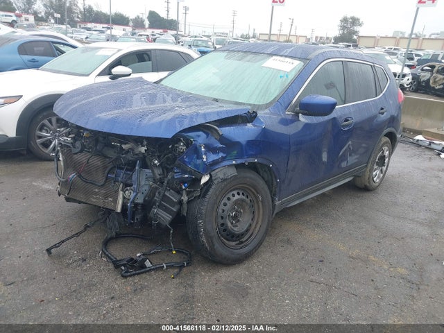 Nissan ROGUE S 2018 JN8AT2MT6JW452808 Image 2