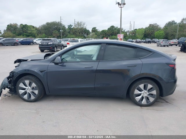 7SAYGDED3RF002246 Tesla Model Y Long Range Dual Motor All-wheel Drive/rwd