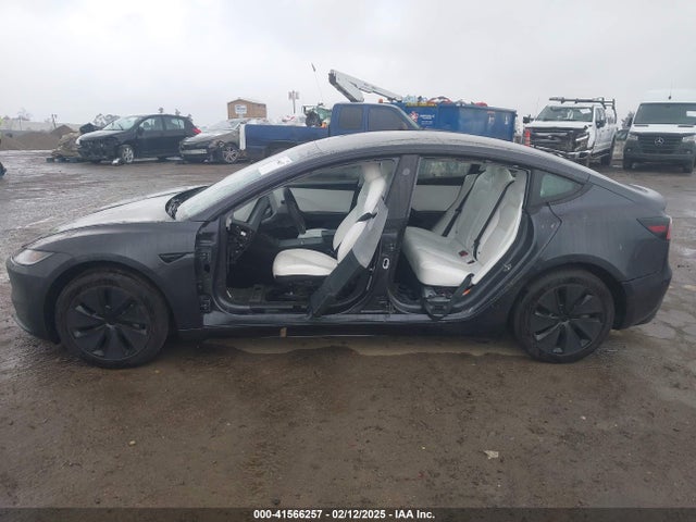2024 Tesla Model 3 Long Range Dual Motor All-wheel Drive მანქანა იყიდება აუქციონზე, vin: 5YJ3E1EB7RF814305, აუქციონის ნომერი: 41566257