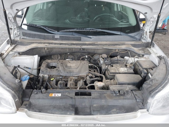 KNDJN2A28J7583041 KIA Soul