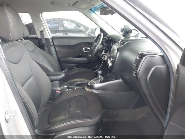 KNDJN2A28J7583041 KIA Soul
