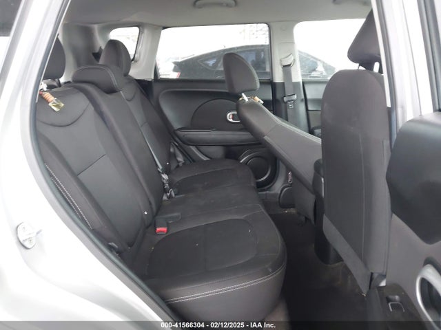 KNDJN2A28J7583041 KIA Soul