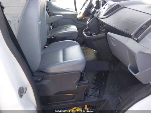1FTNE2CMXFKA15572 Ford Transit-150