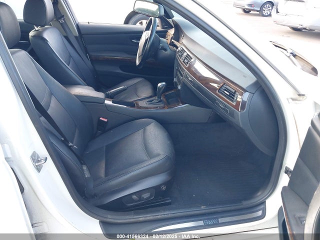 41566324 :رقم المزاد ، WBAPN7C59BA782101 vin ، 2011 Bmw 335d مزاد بيع