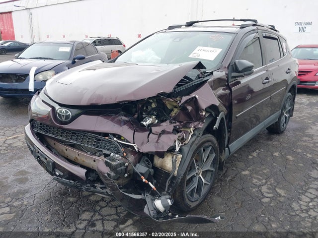 2T3JFREV0JW815632 Toyota RAV4 SE