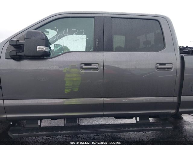 1FT7W2B62NEE57641 Ford F-250 Lariat