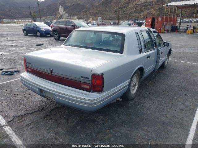 1993 LINCOLN TOWN CAR 1LNLM81W6PY618899 Photo 3