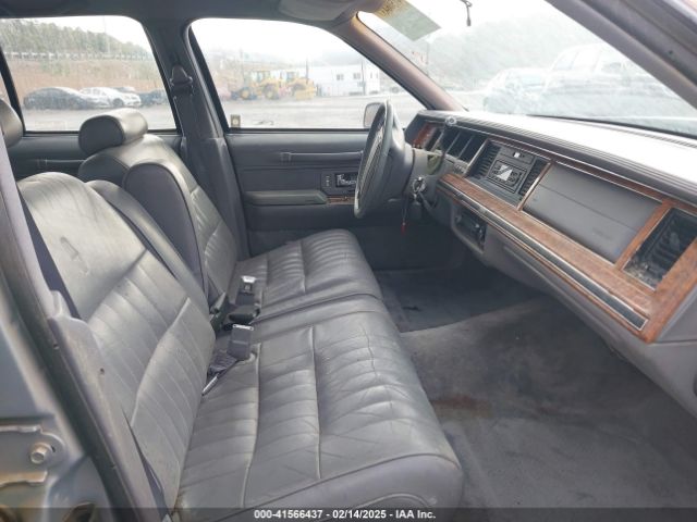 1993 LINCOLN TOWN CAR 1LNLM81W6PY618899 Photo 4