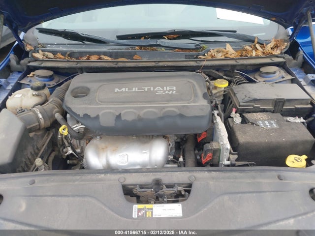 Chrysler 200 Limited 2015 1C3CCCAB5FN760835 Image 10
