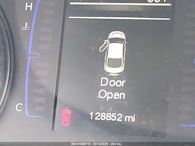 Chrysler 200 Limited 2015 1C3CCCAB5FN760835 Image 15