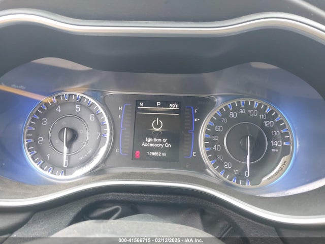 Chrysler 200 Limited 2015 1C3CCCAB5FN760835 Image 7