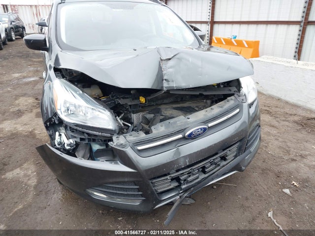 1FMCU0GX7GUB71377 Ford ESCAPE SE
