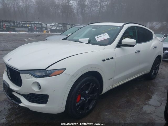 ZN661XUS9JX259573 Maserati Levante Gransport