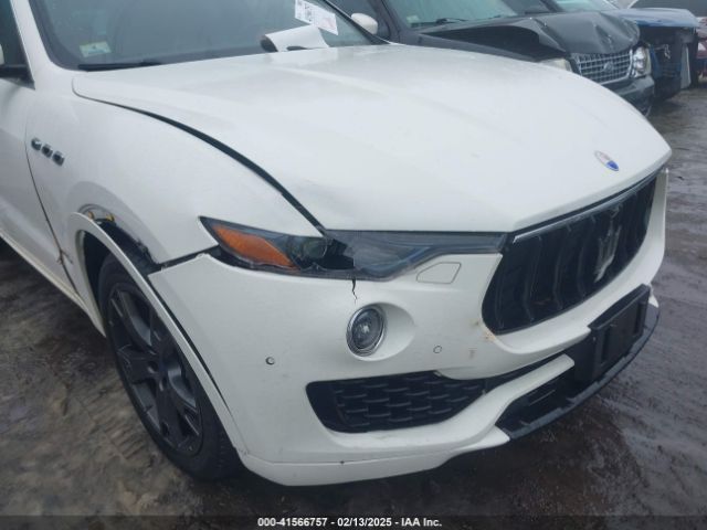 ZN661XUS9JX259573 Maserati Levante Gransport