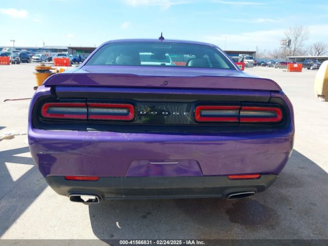 2C3CDZJG8KH541396 Dodge Challenger Gt
