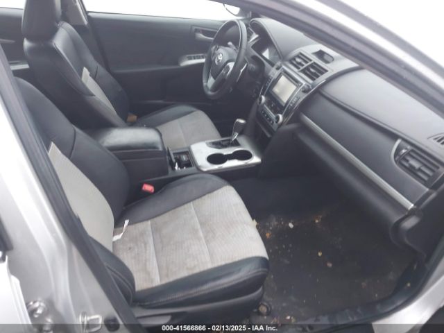4T1BF1FKXEU398075 Toyota CAMRY SE