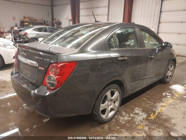 1G1JE5SB7E4233500 Chevrolet Sonic Ltz Auto
