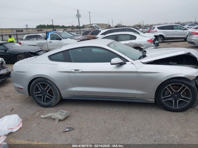 1FA6P8AM3G5266234 Ford Mustang V6