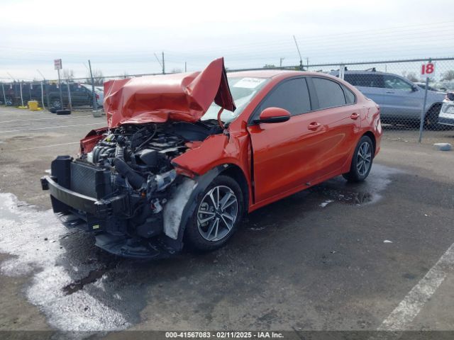 3KPF24AD8NE466318 KIA Forte Lxs
