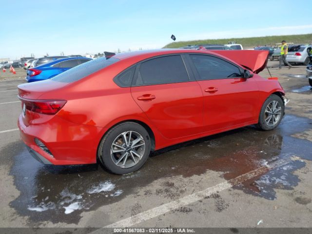 3KPF24AD8NE466318 KIA Forte Lxs