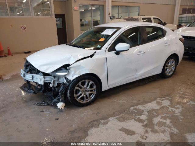 3MYDLBYV6JY321229 Toyota YARIS IA