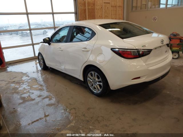 3MYDLBYV6JY321229 Toyota YARIS IA