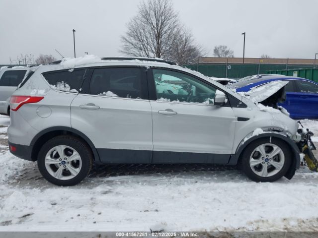 1FMCU9GX0EUE20054 Ford ESCAPE SE