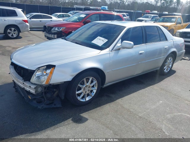 2010 CADILLAC DTS 1G6KD5EY2AU104673 Photo 1
