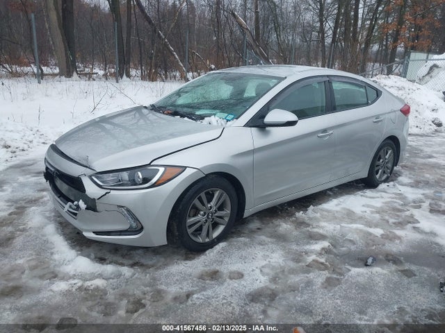 5NPD84LF1HH032388 Hyundai ELANTRA SE