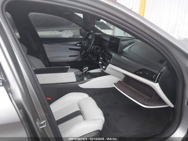 WBS83CH07MCF43250 BMW M5