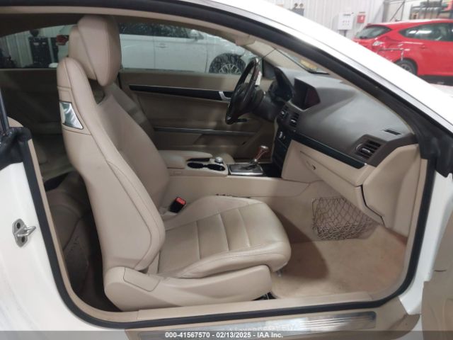 2011 MERCEDES-BENZ E 550 WDDKJ7CB4BF069405 Photo 4