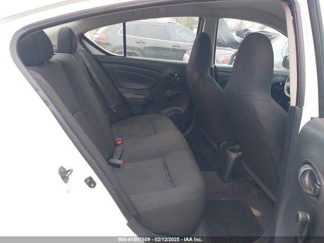 Nissan Versa 1.6 S 2016 3N1CN7AP6GL903031 Image 8