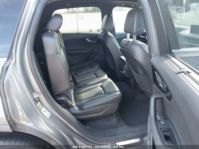 WA1LAAF71HD025850 Audi Q7 3.0t Premium