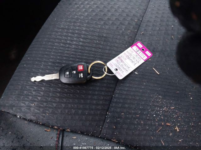 4T1BF1FK5FU925523 Toyota CAMRY SE