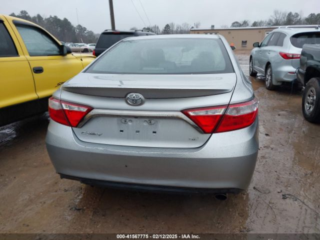 4T1BF1FK5FU925523 Toyota CAMRY SE