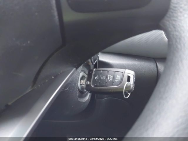 KM8K1CAAXJU112924 Hyundai Kona Se