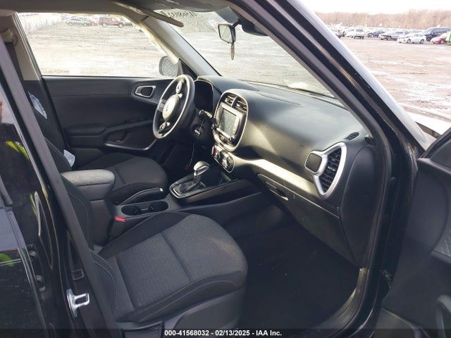 KNDJ23AU3L7076924 KIA SOUL S