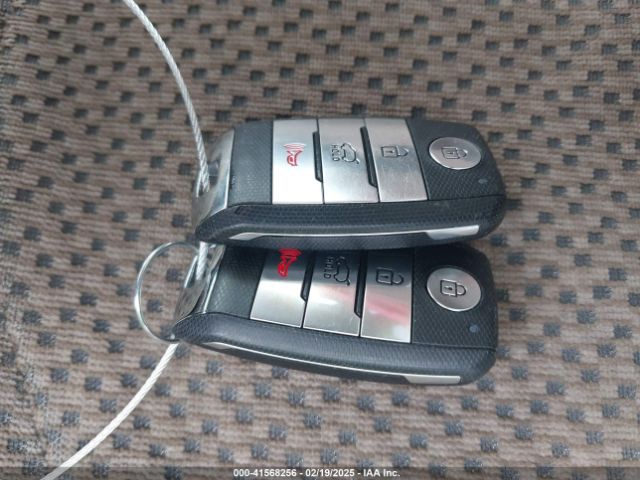 KNDPNCAC0H7262694 KIA Sportage Ex