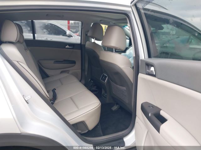 KNDPNCAC0H7262694 KIA Sportage Ex