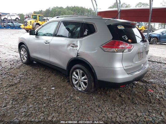 JN8AT2MT6GW010376 Nissan ROGUE SV