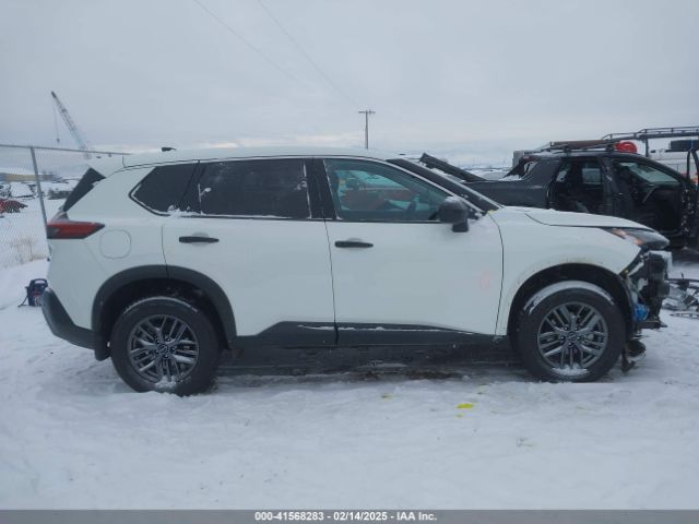 5N1BT3AB9PC774091 Nissan Rogue S Intelligent Awd