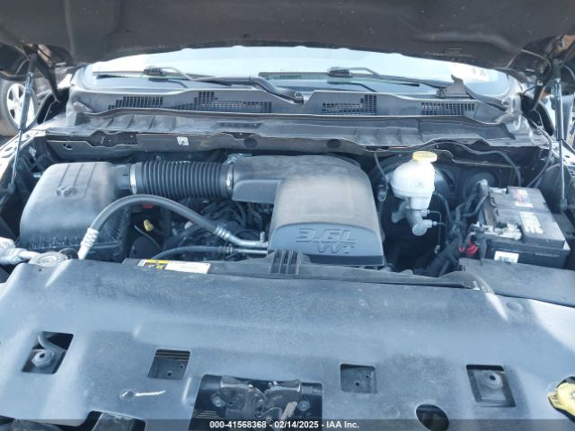 1C6RR7GG2LS115580 RAM 1500 Classic Warlock  4x4 6'4 Box