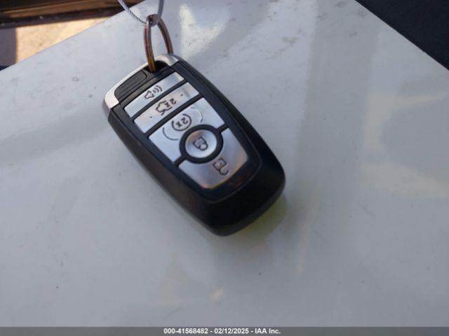 3FA6P0D93HR331140 Ford Fusion Titanium
