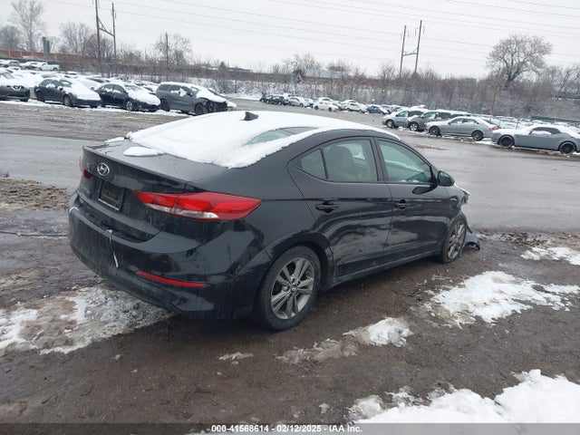 Hyundai ELANTRA SE 2017 5NPD84LF2HH044159 Image 4