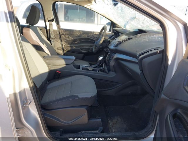 1FMCU0F70KUB27232 Ford ESCAPE S