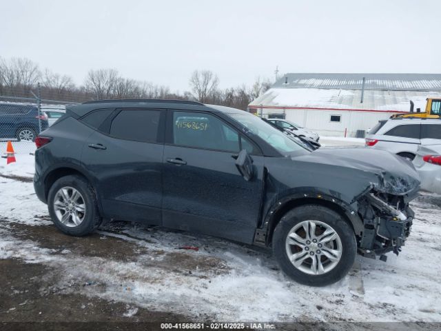 3GNKBBRA5KS698571 Chevrolet Blazer