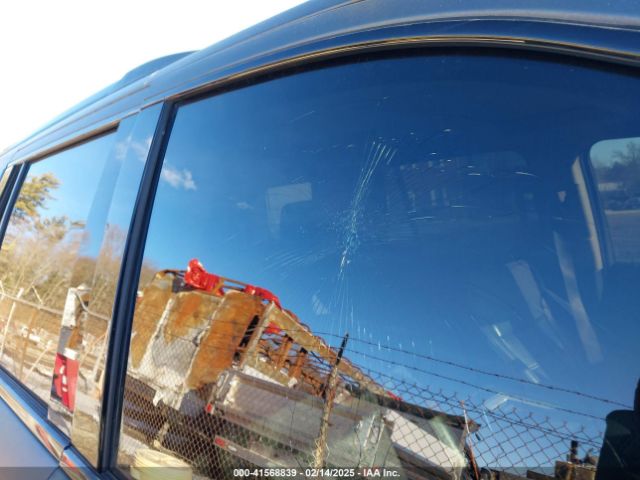 1GKS2CKJ8FR283296 GMC YUKON DENALI