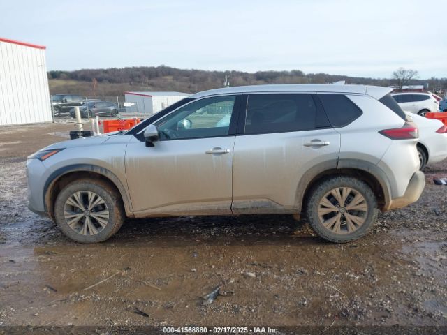 5N1AT3BB4MC719845 Nissan Rogue Sv Intelligent Awd