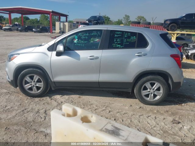 3GNCJKSB1LL118027 Chevrolet Trax Fwd Ls